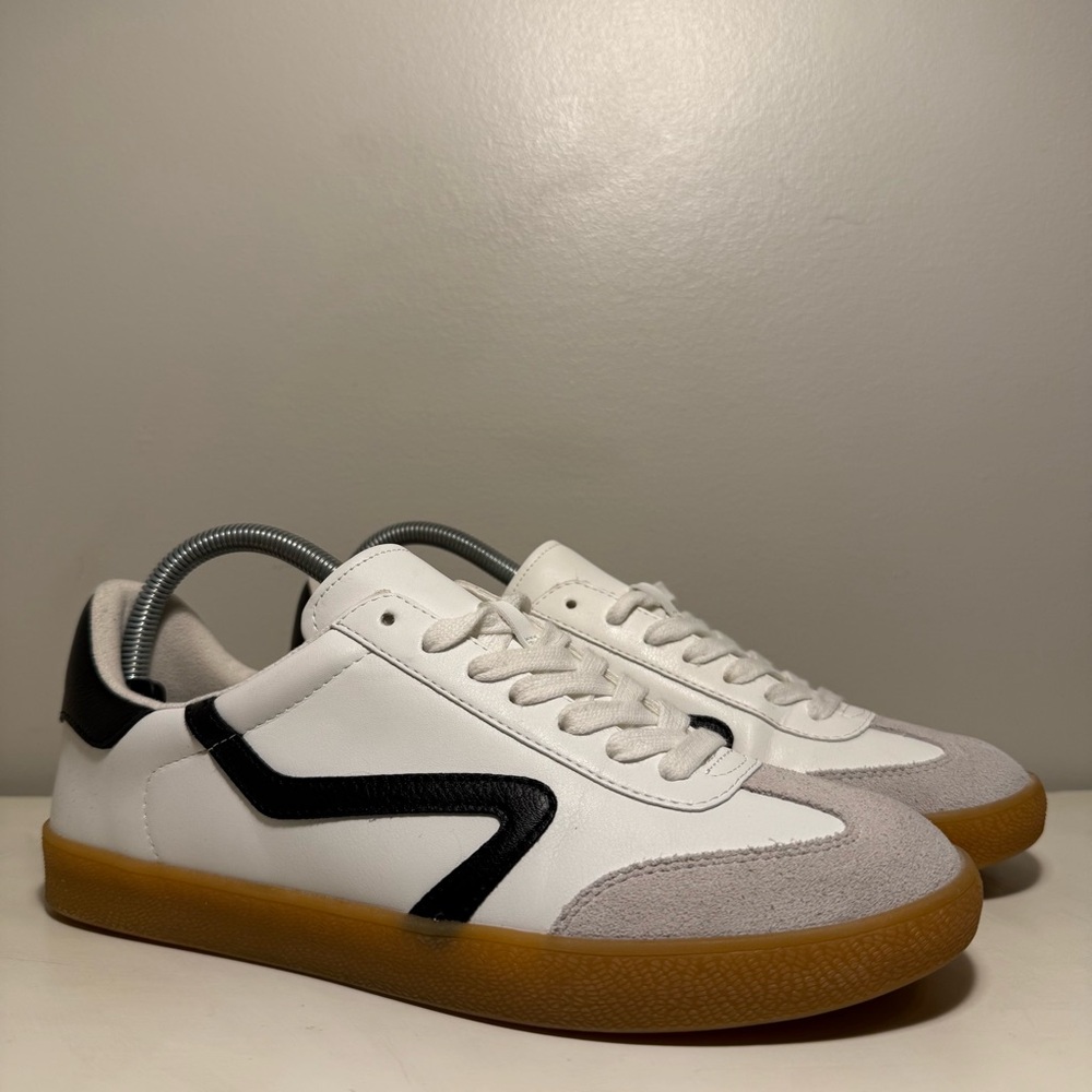 Steve Madden Graysen Sneakers Men’s Size 8.5 Leather White Black Y2K Samba Low